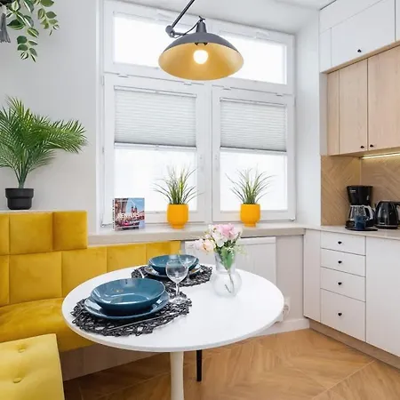 Apartamenty Warszauera Z Klimatyzacja Na Krakowskim Kazimierzu By Noclegi Renters Exterior foto