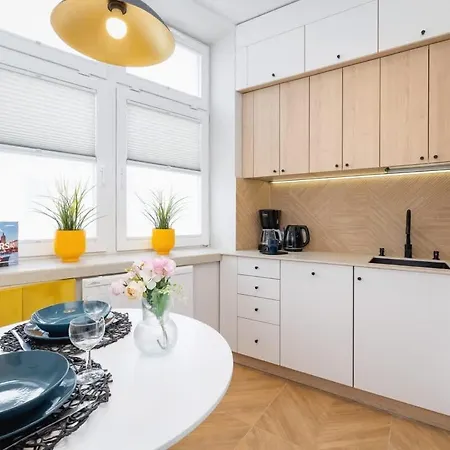 Apartamenty Warszauera Z Klimatyzacja Na Krakowskim Kazimierzu By Noclegi Renters Exterior foto