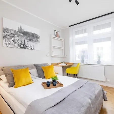 Apartamenty Warszauera Z Klimatyzacja Na Krakowskim Kazimierzu By Noclegi Renters Exterior foto