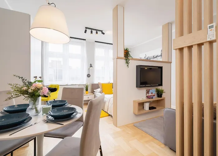 Apartamenty Warszauera Z Klimatyzacja Na Krakowskim Kazimierzu By Noclegi Renters