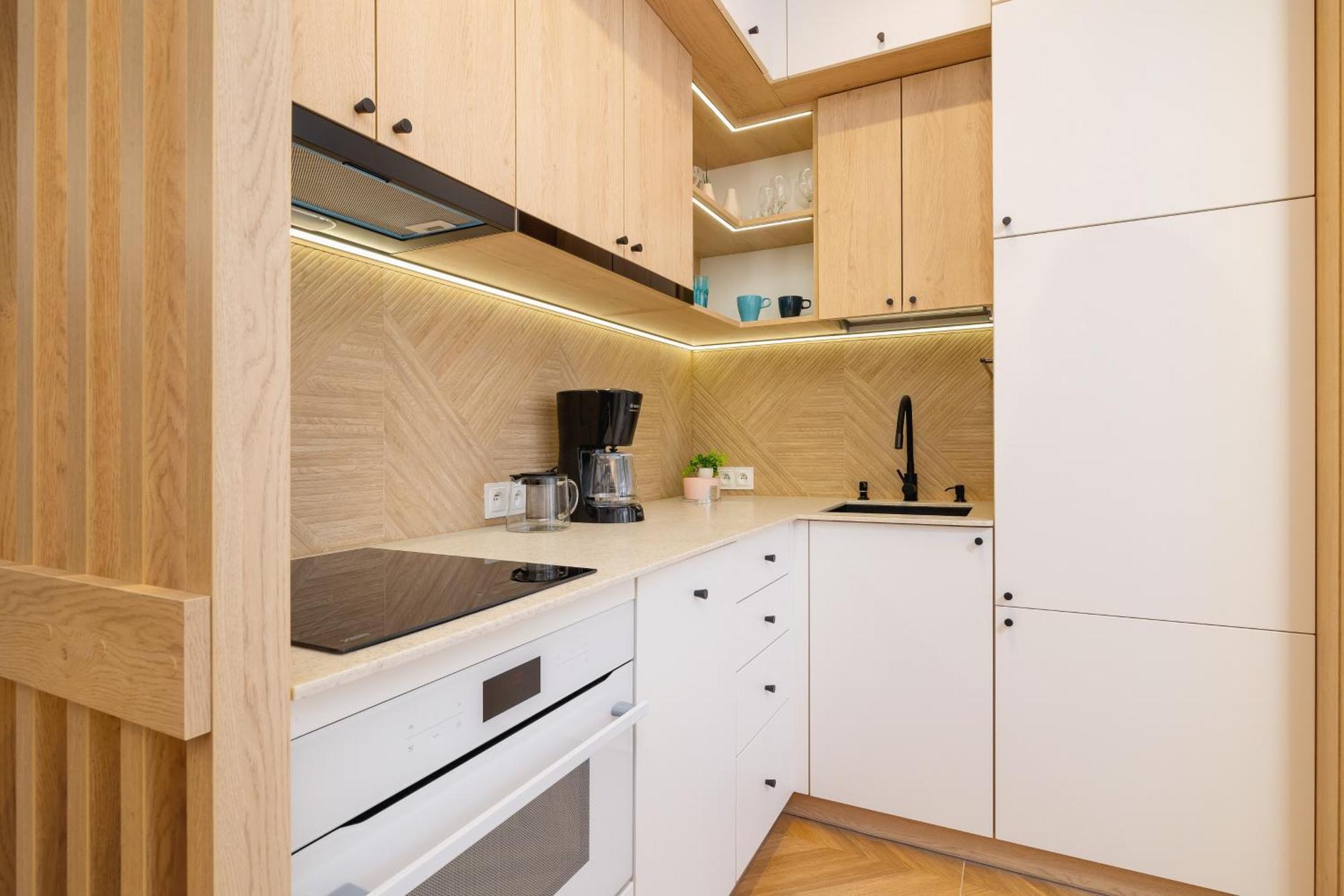 Warszauera Z Klimatyzacja Na Krakowskim Kazimierzu By Renters Apartment