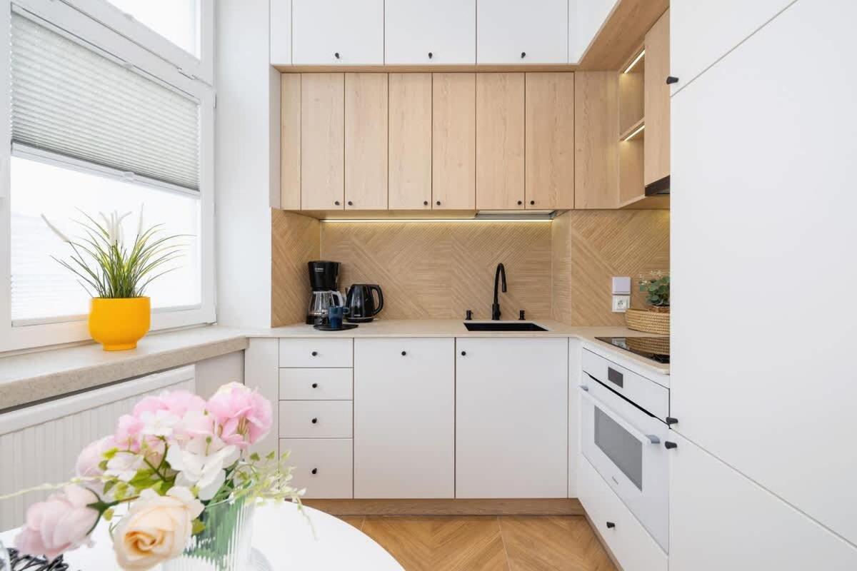 Apartment Warszauera Z Klimatyzacja Na Krakowskim Kazimierzu By Renters *