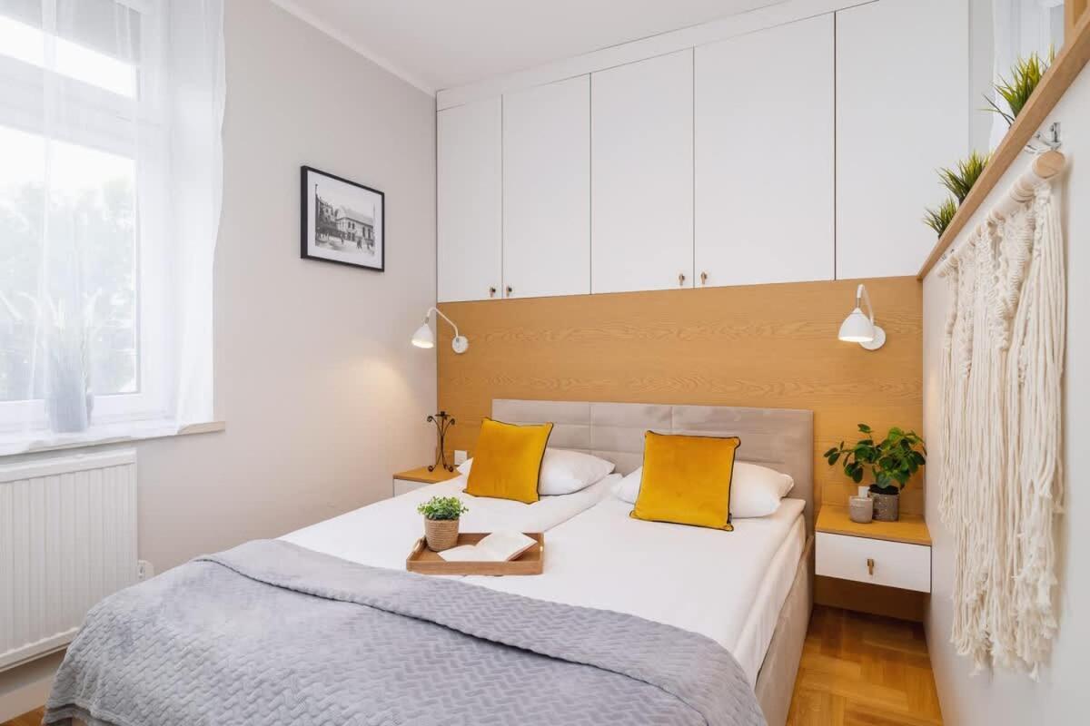 Apartment Warszauera Z Klimatyzacja Na Krakowskim Kazimierzu By Renters Krakow